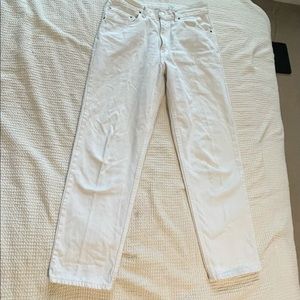 White Levi’s Jeans